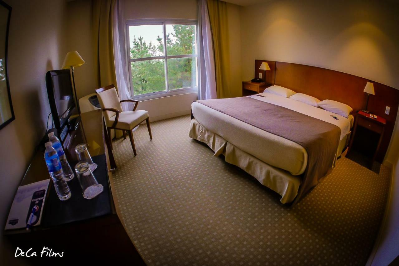 Elegance Hotel Tandil Værelse billede