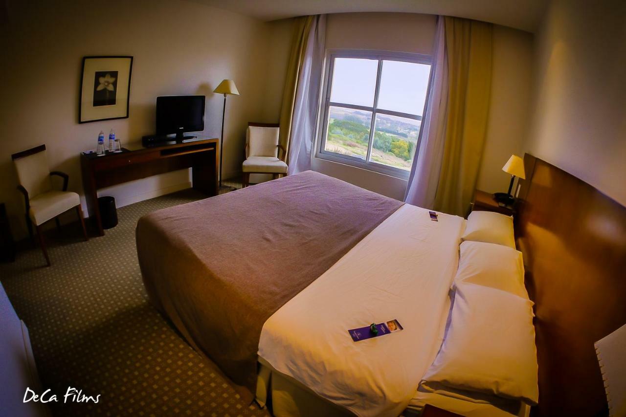 Elegance Hotel Tandil Værelse billede