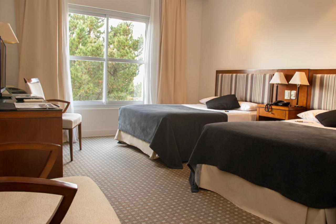 Elegance Hotel Tandil Eksteriør billede